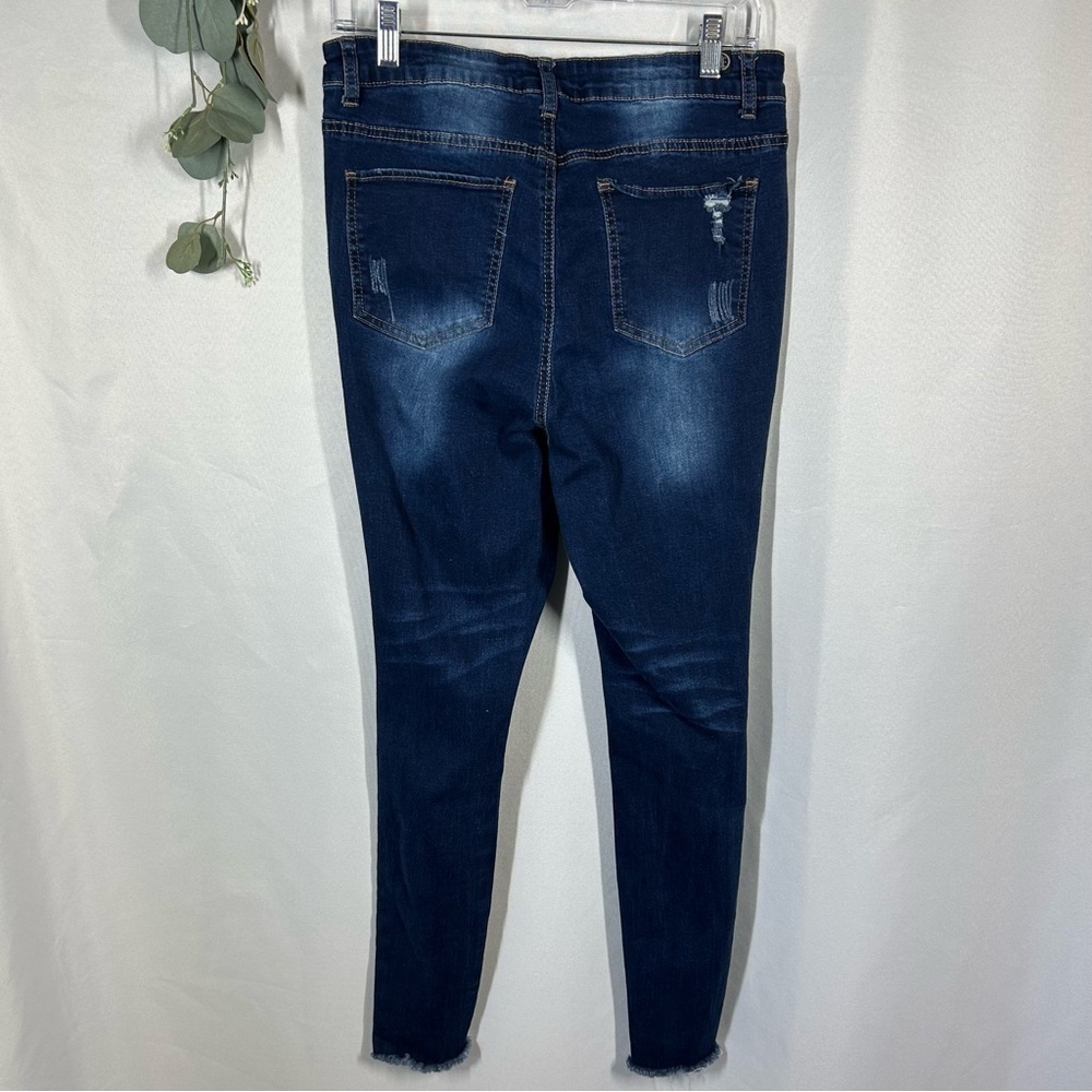 Elite Jeans | High Rise Distressed Skinny Dark Wash Ripped Juniors Size 13/14 - Picture 6 of 13
